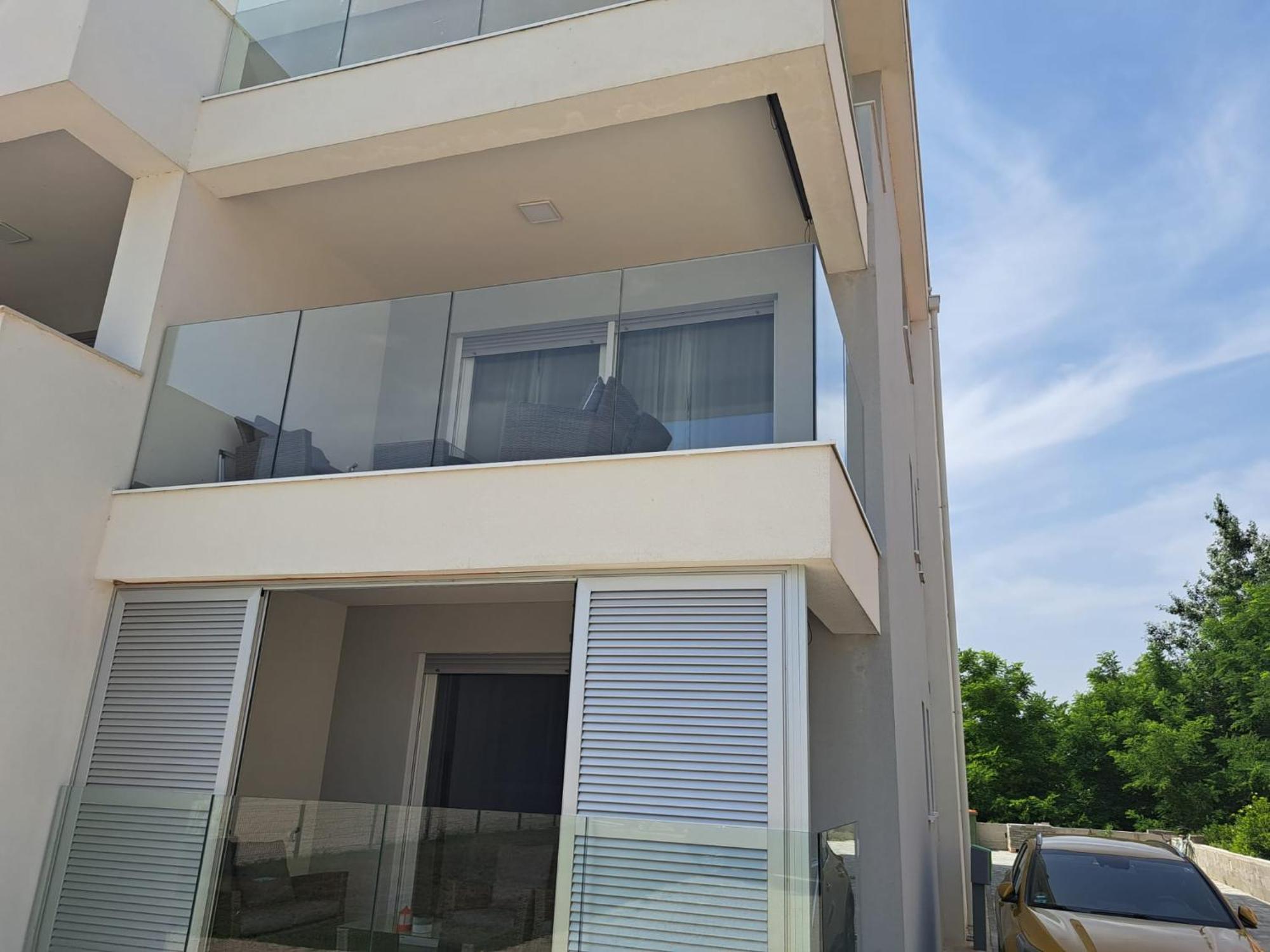 B & R Summer Breeze Apartments نين المظهر الخارجي الصورة