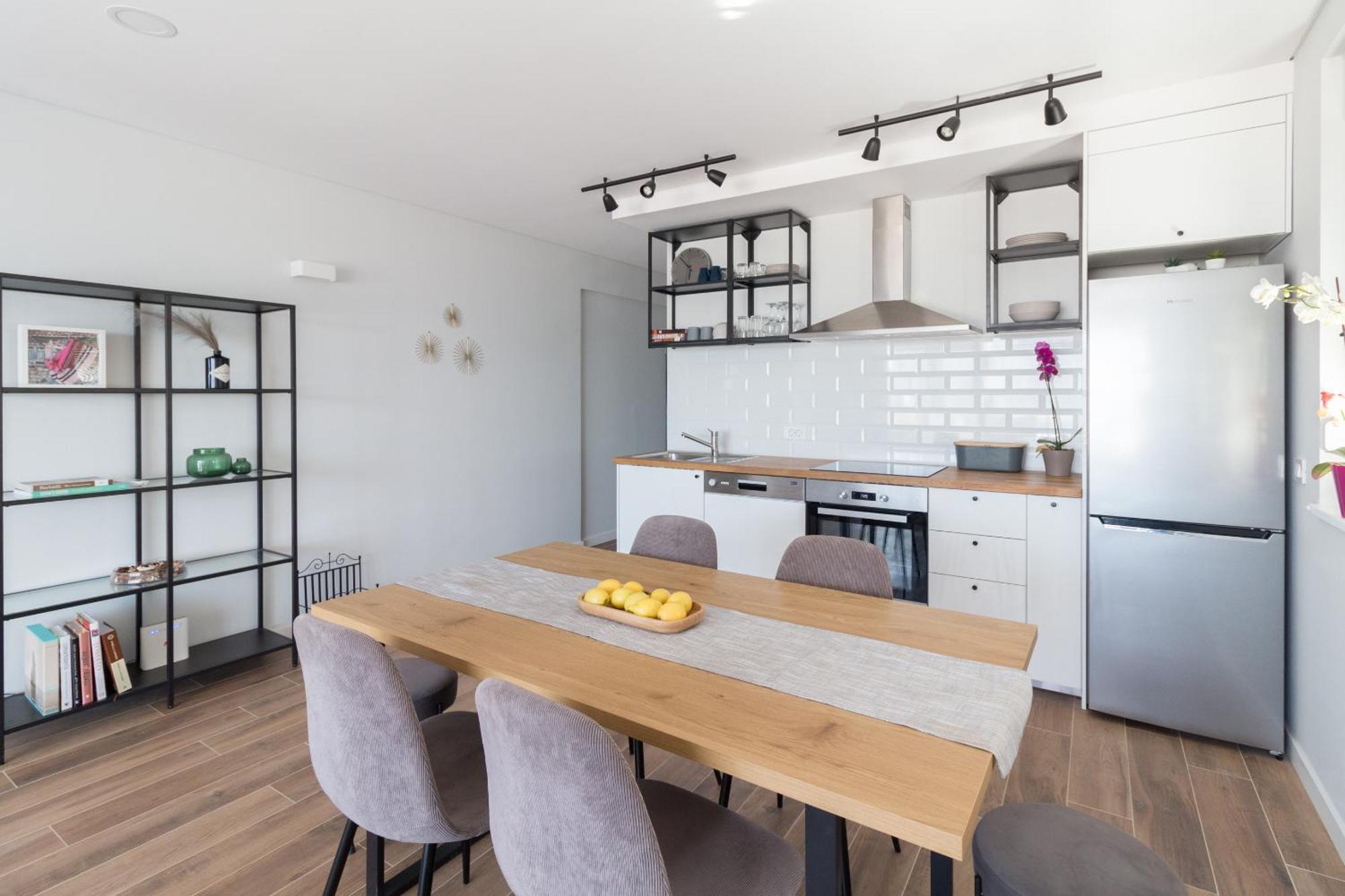B & R Summer Breeze Apartments نين المظهر الخارجي الصورة