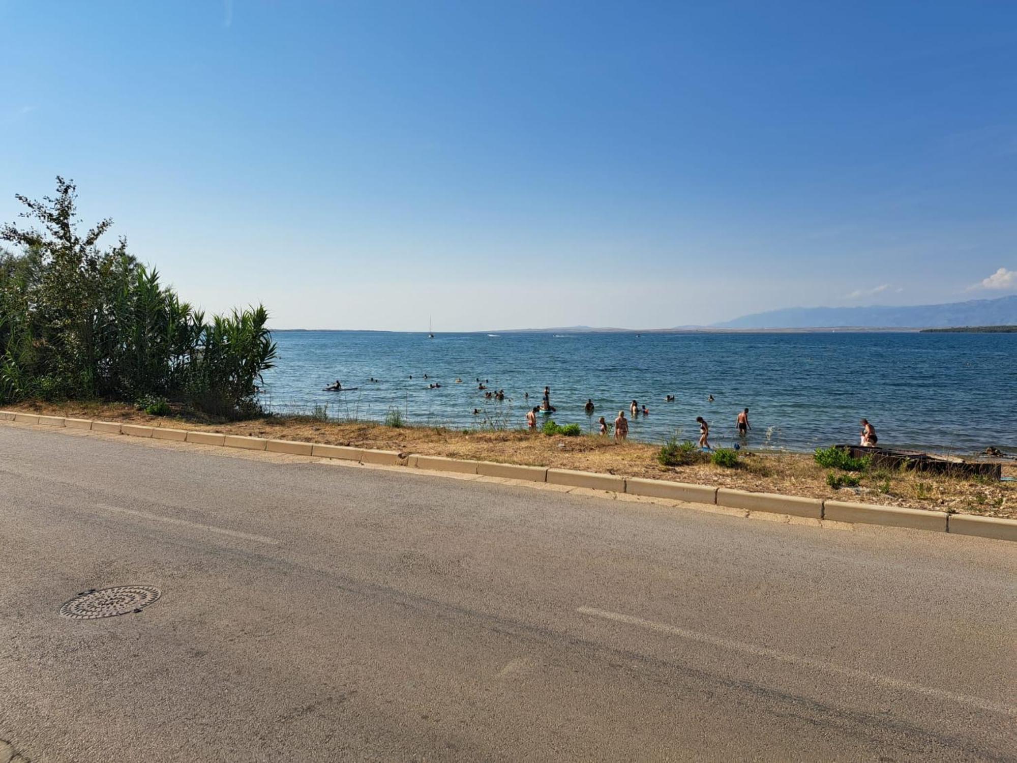 B & R Summer Breeze Apartments نين المظهر الخارجي الصورة