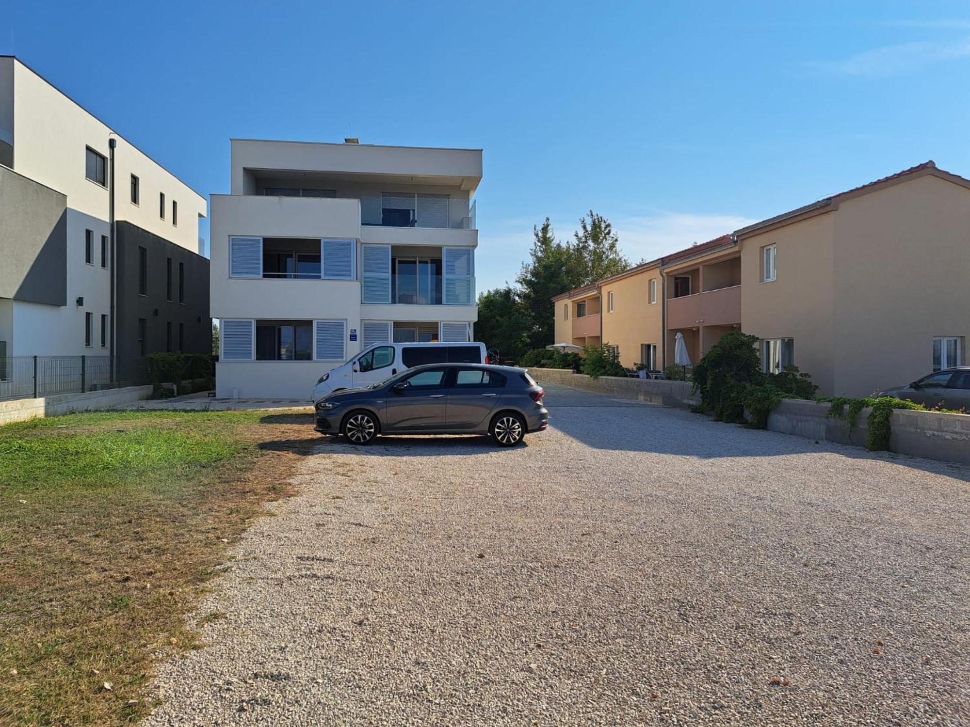B & R Summer Breeze Apartments نين المظهر الخارجي الصورة